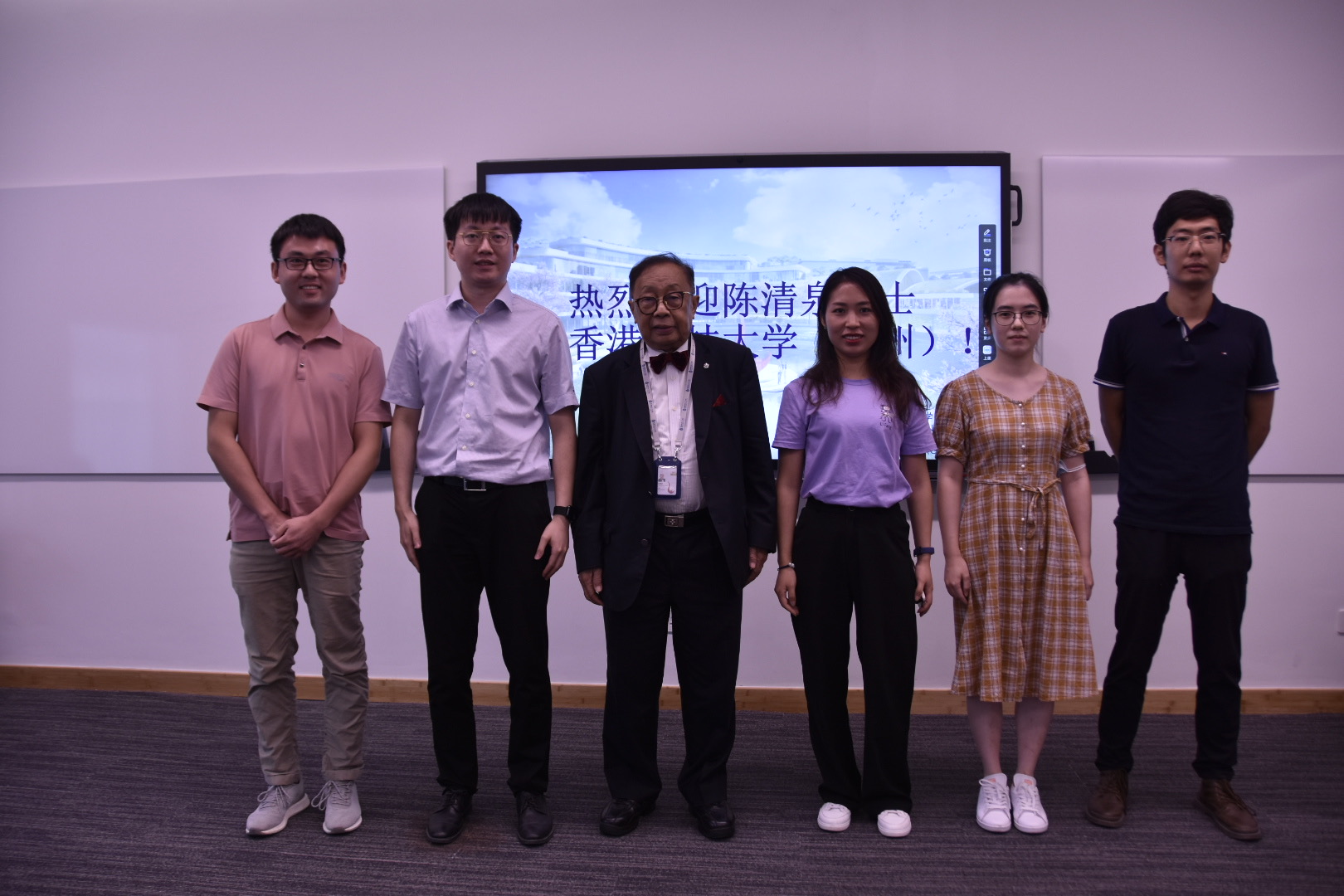 Academician Prof. C.C. CHAN visit AMDT lab